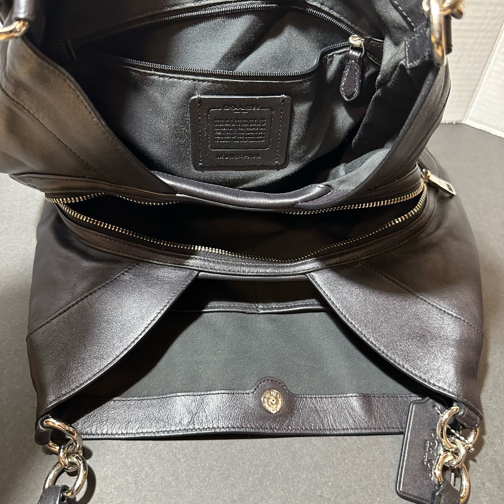 Coach Lexi Purse F58712 | Coach handbag | Coach black logo shoulder bag - Picture 8 of 12